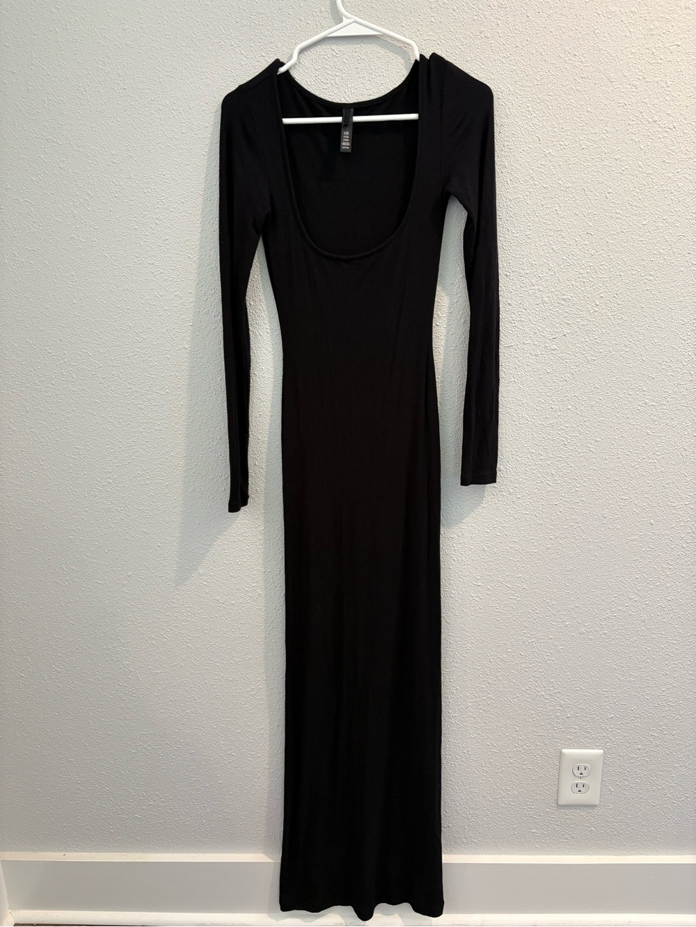 Skims Black Long Sleeve Dress (size S)